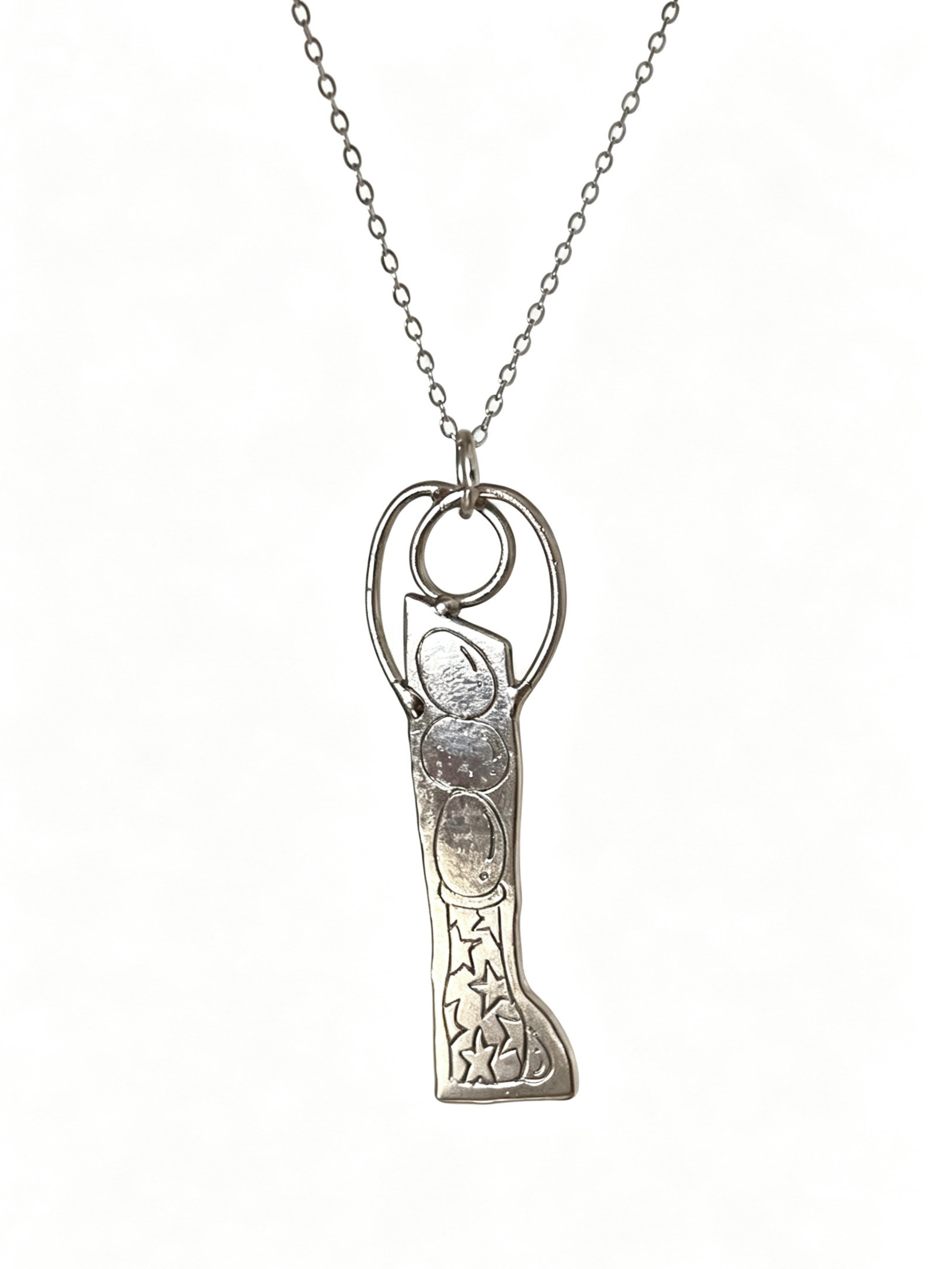 Egg boots necklace S925